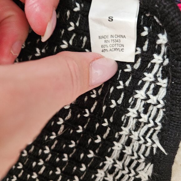 Two Cute Winter Dog Sweaters - Picture 3 of 4